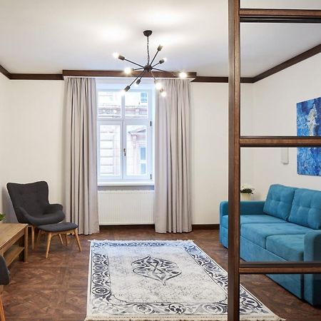 Old House Apartment Lviv Luaran gambar