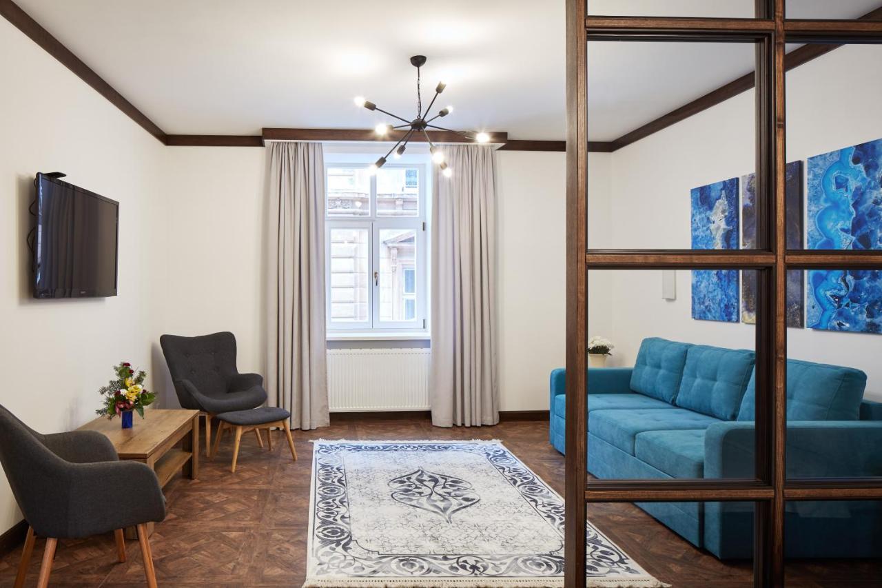 Old House Apartment Lviv Luaran gambar